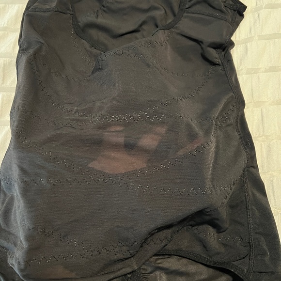 Faja - Picture 3 of 7